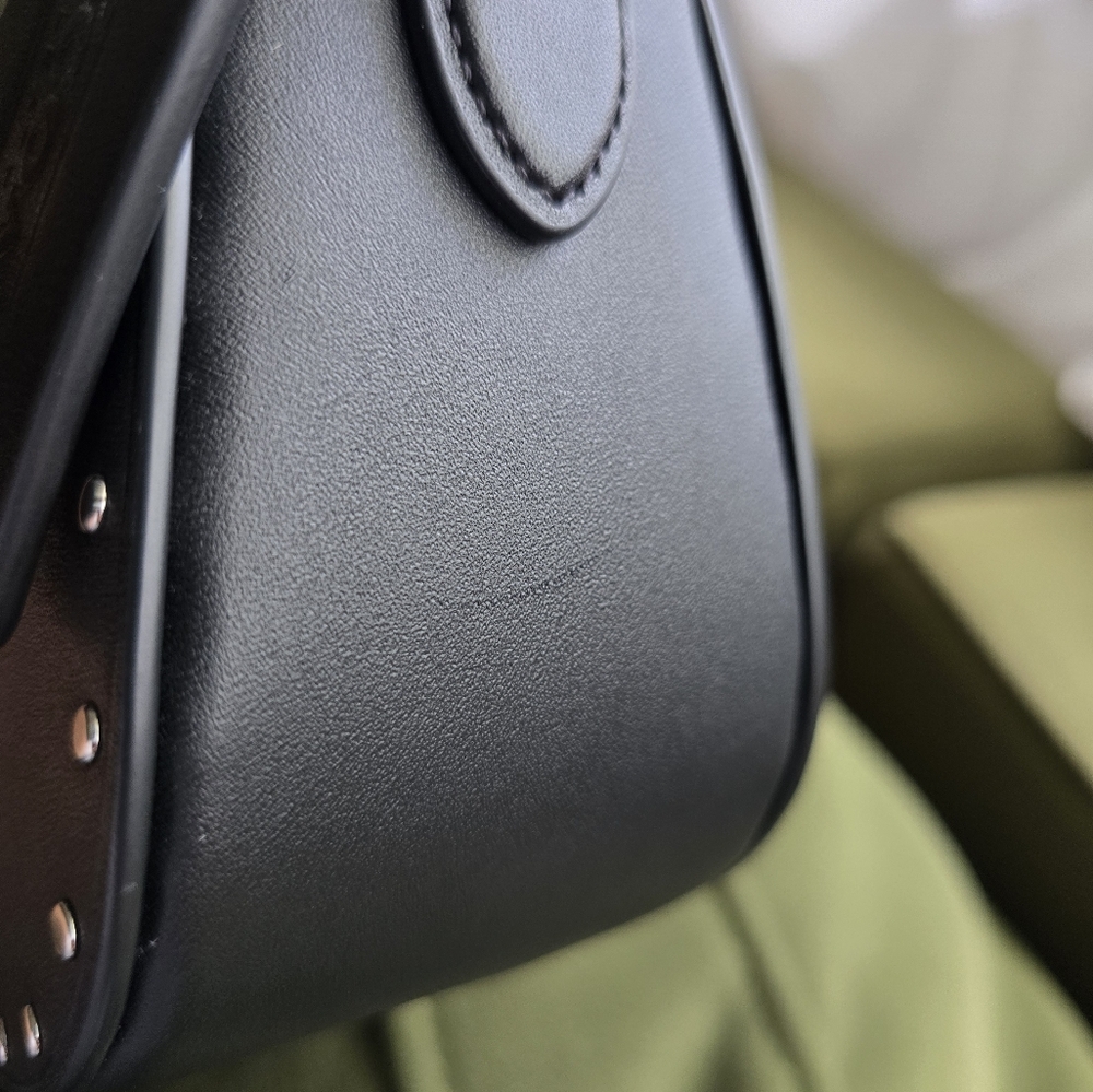 Coach Swinger with Rivets - Picture 6 of 9